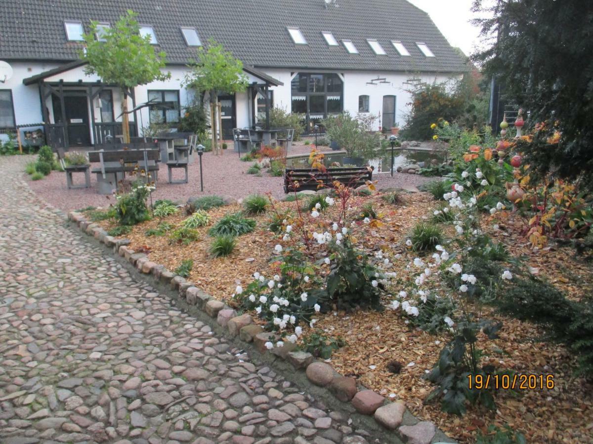Landhotel Belitz Garni Küsten Dış mekan fotoğraf